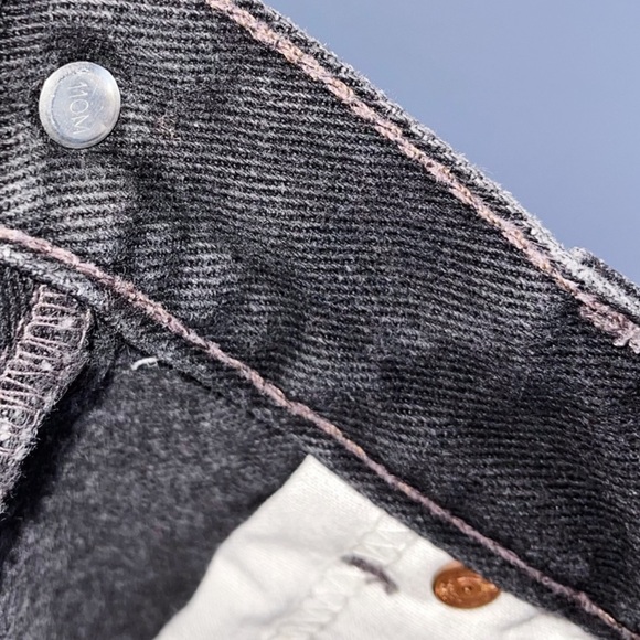 Levi's 550 Faded Black Vintage Straight Leg Jean 30/27" - Picture 8 of 12